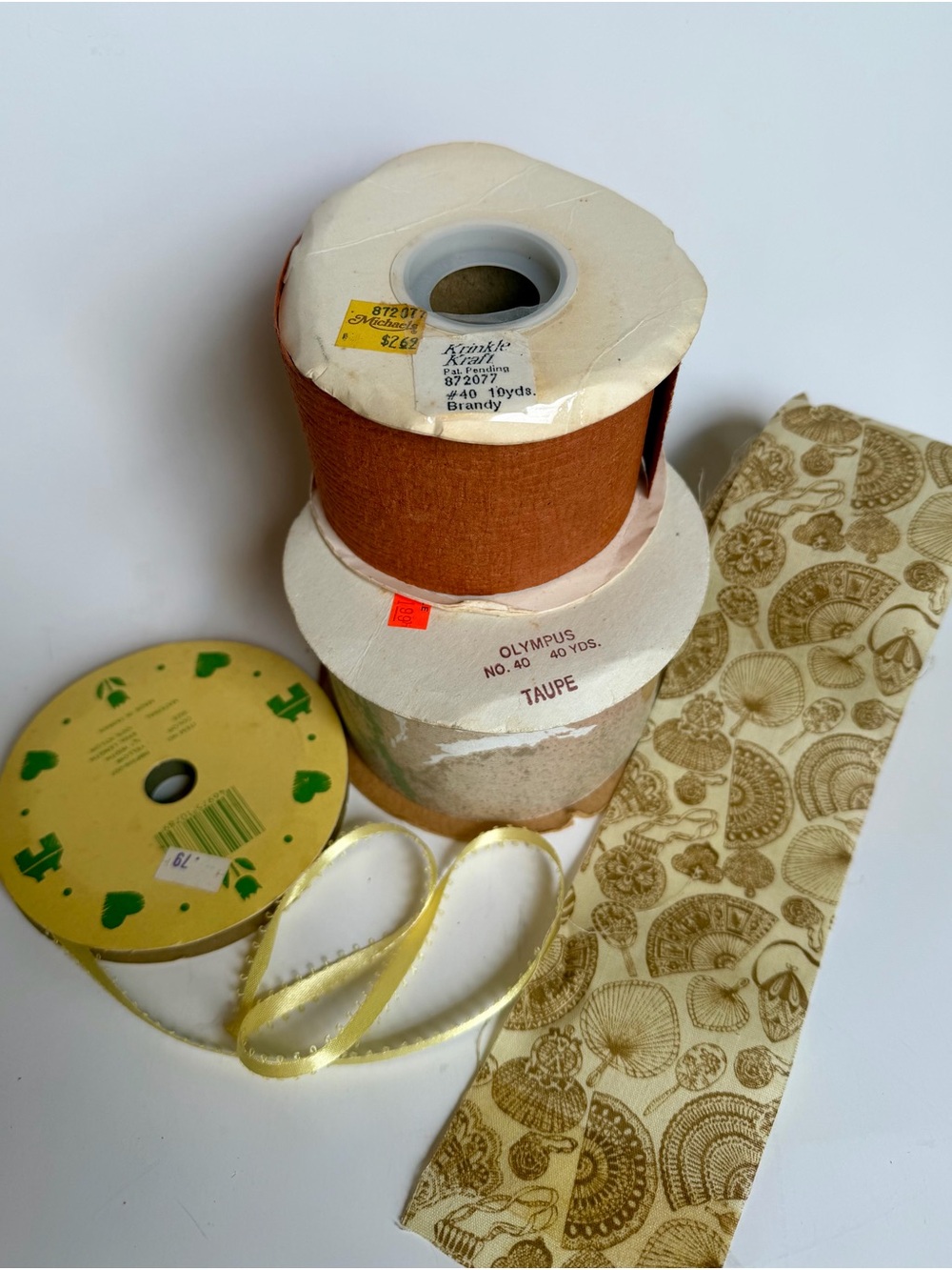 Vintage Ribbon Lot Krinkle Kraft Olympus Lion Ribbon Craft Sewing Trim Destash - Picture 1 of 15